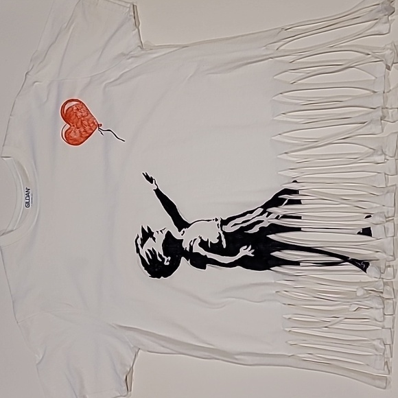 Gildan Bansky Art Girl With Ballon Fringe Short Sleeve Tee Black Red XL - Picture 3 of 10